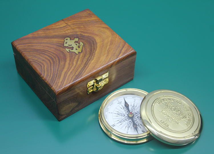 16221 Ahşap Kutulu Pirinç Pusula Model 9 - Görsel 1