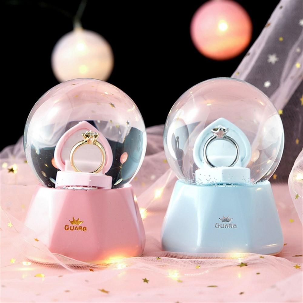 24242450322-1 Tek Taş Yüzük Tasarımlı Büyük Boy Kar Küresi - Görsel 1