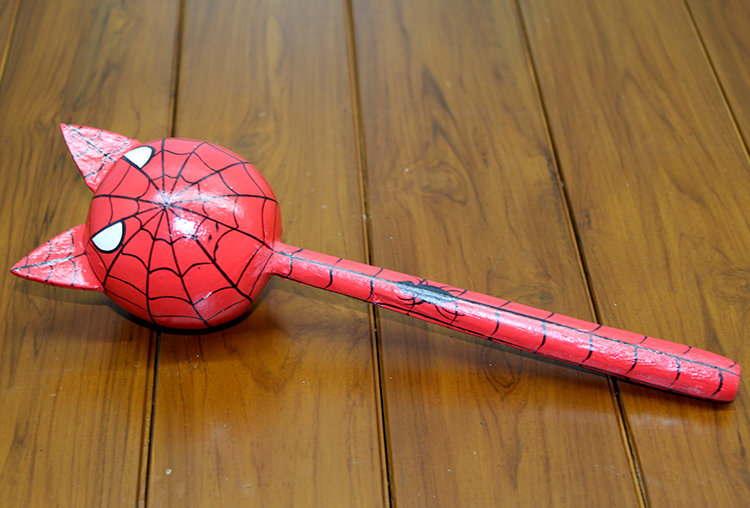 311220270 Ahşap Kedili Spiderman Marakas Tekli - Görsel 1