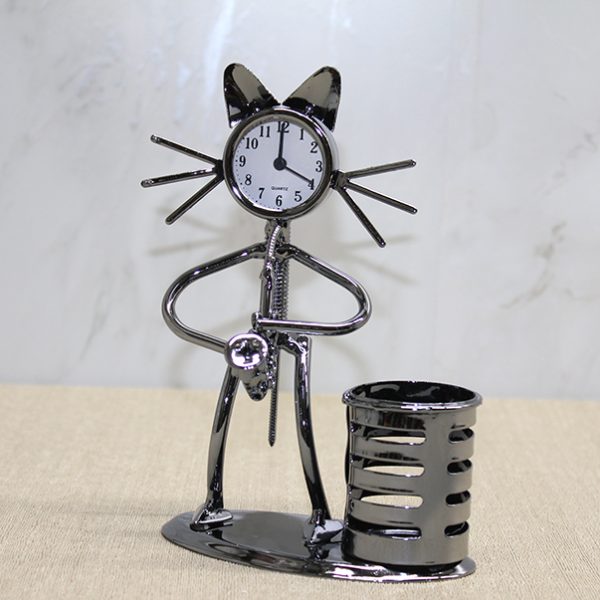 Metal Saksafon Çalan Müzisyen Kedi Saat Ve Kalemlik