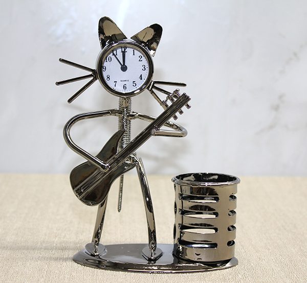 Metal Gitar Çalan Müzisyen Kedi Saat Ve Kalemlik