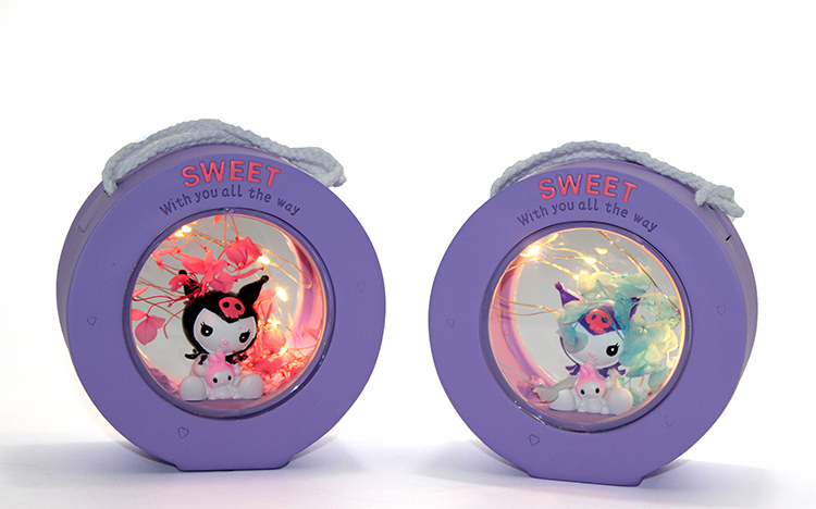 alk1618 Polyester Kuromi Masa Üstü Lamba Model 2 - Görsel 1