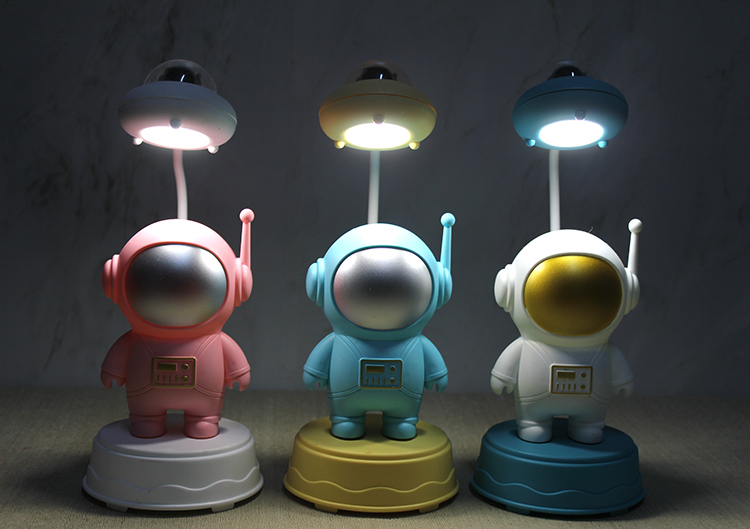 alk3323 Astronot Masa Lambası - Görsel 1
