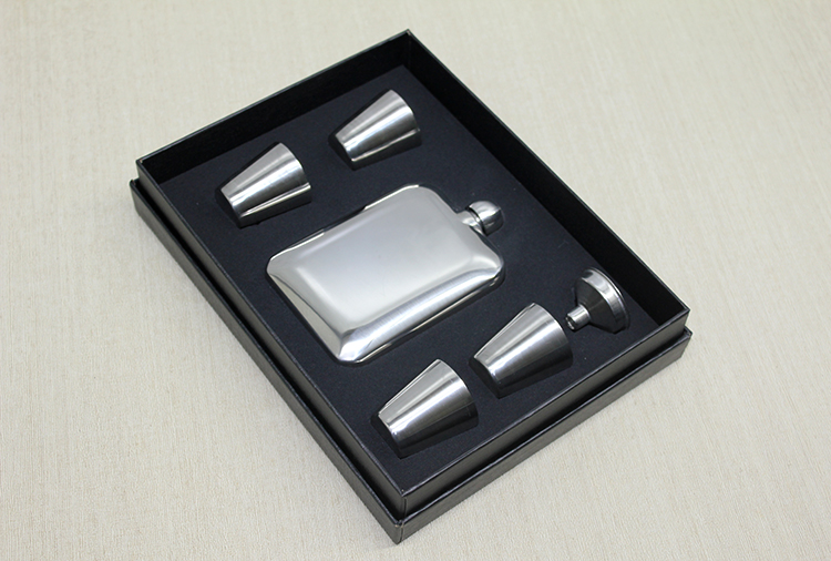 alk3907 4 Shot Bardaklı Matara Seti Çelik - Görsel 1