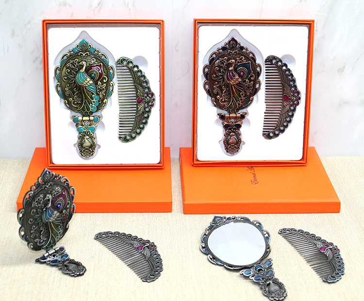 alk4983 Tavuskuşu Katlanabilir Ayna Ve Tarak Seti Orta Boy - Görsel 1