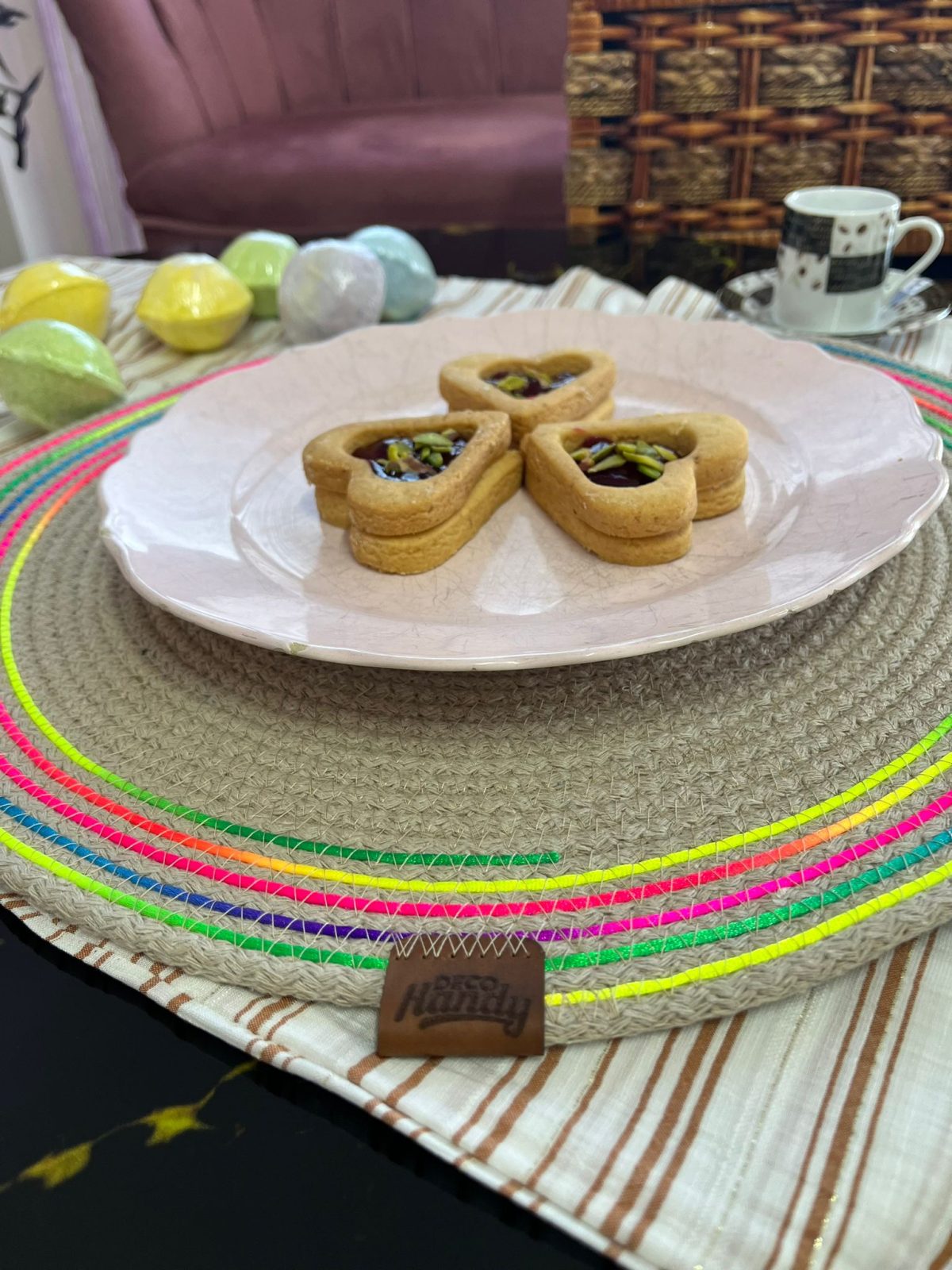 renkli-supla2 DecoHandy 39cm Neon Renkli Şeritli Jüt Örme Supla Amerikan Servis - Görsel 1